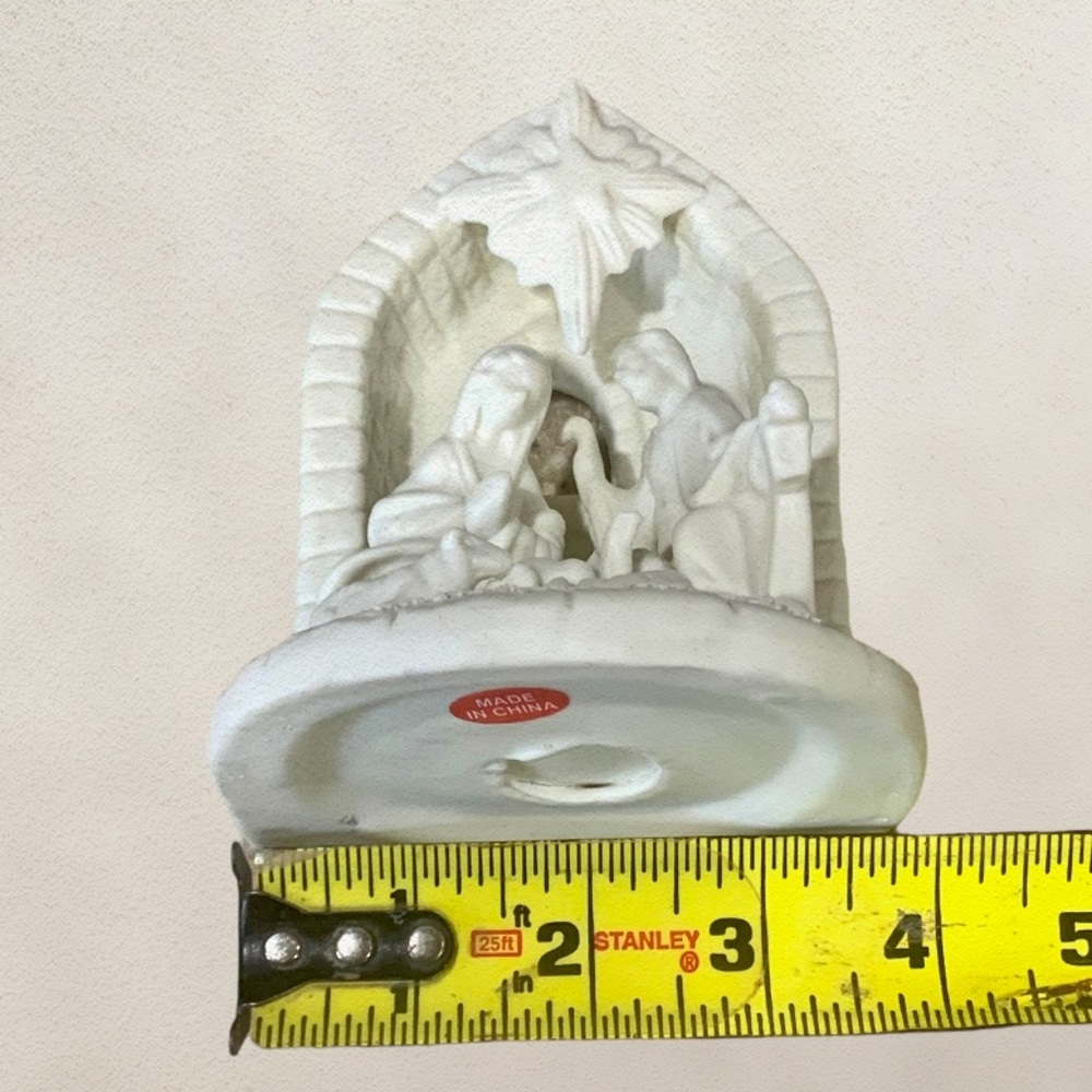 White Ceramic Nativity Scene Figurine Holy Family Christmas Decor 5” Tall - Picture 10 of 11